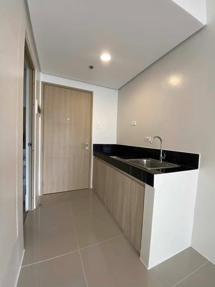 FOR RENT – Vine Residences, Novaliches - photo 3