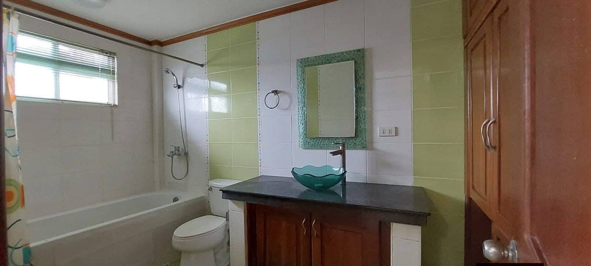 👉𝐅𝐨𝐫 𝐑𝐞𝐧𝐭 𝐎𝐯𝐞𝐫𝐥𝐨𝐨𝐤𝐢𝐧𝐠 𝐇𝐨𝐮𝐬𝐞 𝐰𝐢𝐭𝐡 𝐒𝐰𝐢𝐦𝐦𝐢𝐧𝐠 𝐩𝐨𝐨𝐥 𝐢𝐧 𝐓𝐚𝐥𝐚... - photo 11