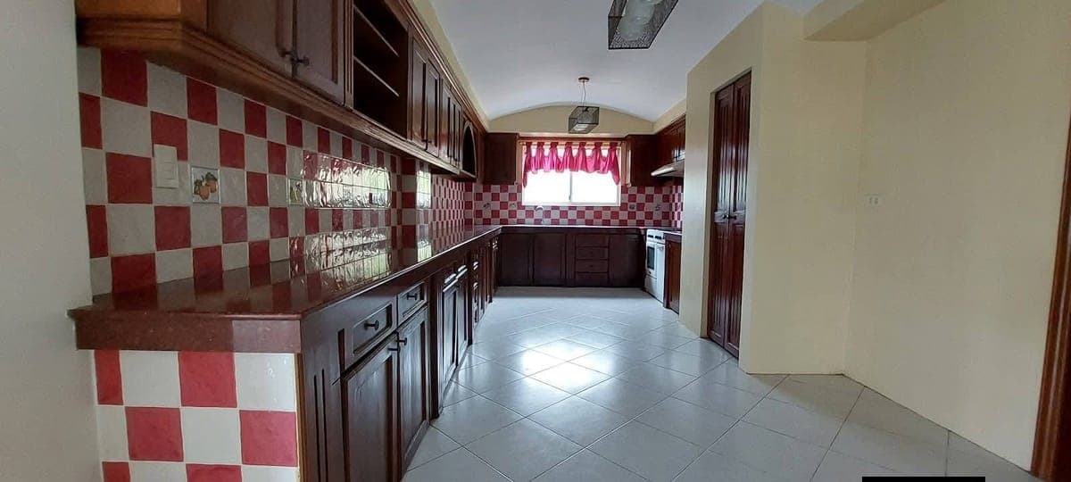 👉𝐅𝐨𝐫 𝐑𝐞𝐧𝐭 𝐎𝐯𝐞𝐫𝐥𝐨𝐨𝐤𝐢𝐧𝐠 𝐇𝐨𝐮𝐬𝐞 𝐰𝐢𝐭𝐡 𝐒𝐰𝐢𝐦𝐦𝐢𝐧𝐠 𝐩𝐨𝐨𝐥 𝐢𝐧 𝐓𝐚𝐥𝐚... - photo 12