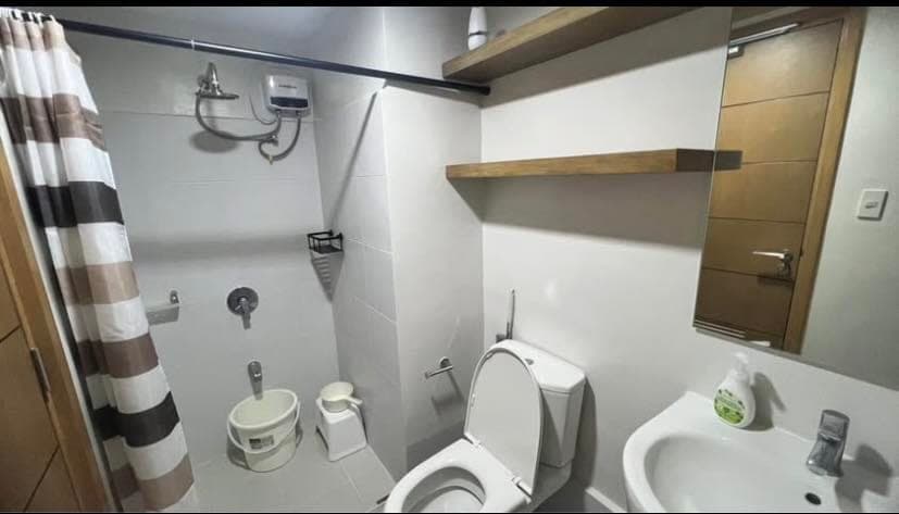 𝐅𝐨𝐫 𝐑𝐞𝐧𝐭: 𝟏 𝐁𝐞𝐝𝐫𝐨𝐨𝐦 𝐰𝐢𝐭𝐡 𝐛𝐚𝐥𝐜𝐨𝐧𝐲 𝐚𝐭 𝐓𝐚𝐟𝐭 𝐄𝐚𝐬𝐭𝐠𝐚𝐭𝐞 (𝐚𝐜𝐫𝐨𝐬𝐬 𝐋𝐚𝐧𝐝𝐞𝐫𝐬) - photo 3