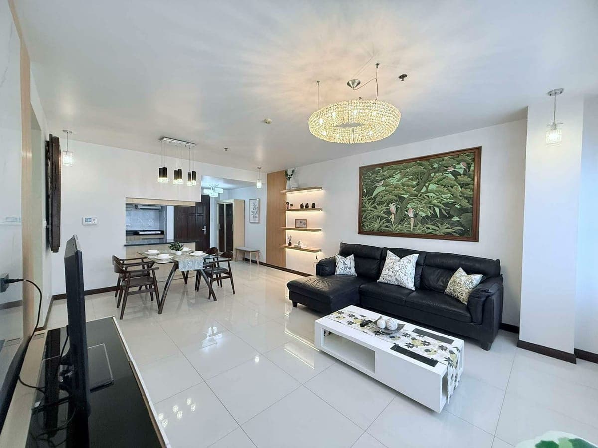 If you’ve been looking for a **spacious, move-in ready home in the heart of Cebu Business Park**, this is your sign 👇 - photo 2