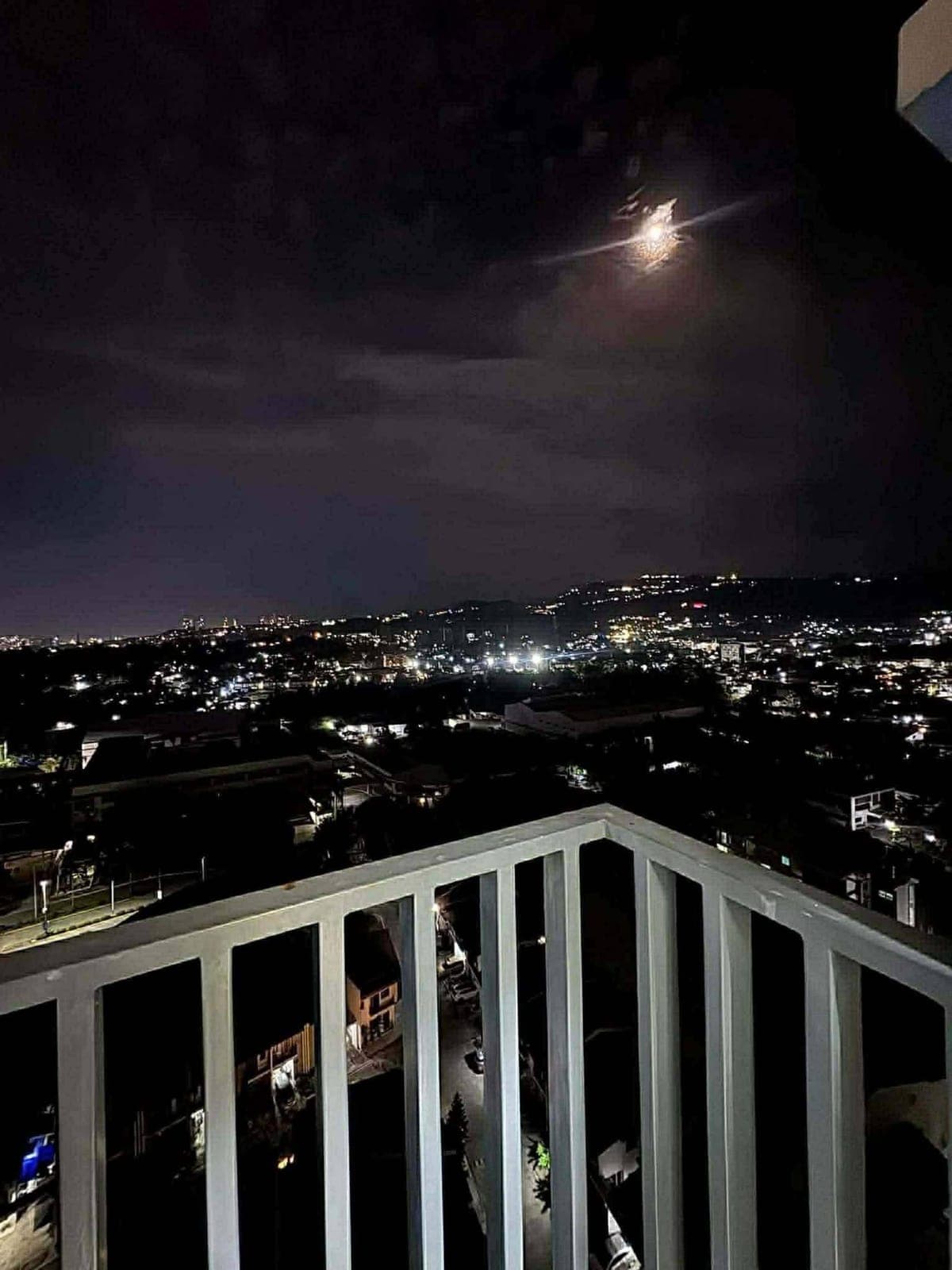 🏢 Northwoods Place Condo – Studio Unit for Rent - photo 3