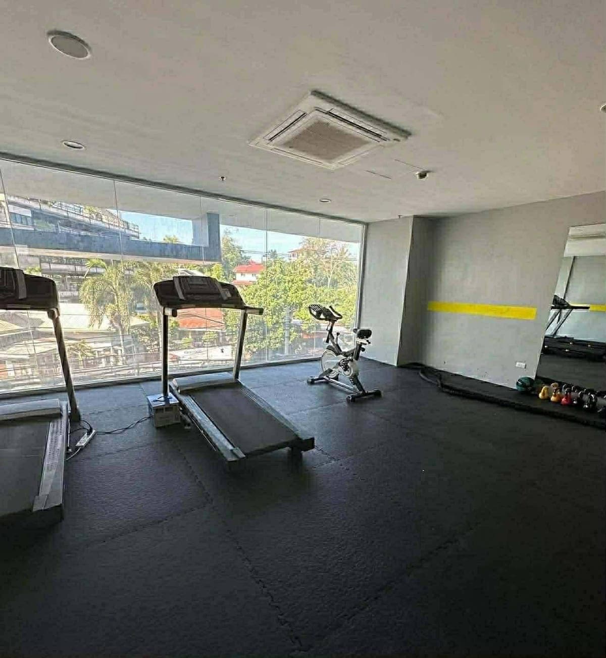 🏢 Northwoods Place Condo – Studio Unit for Rent - photo 6