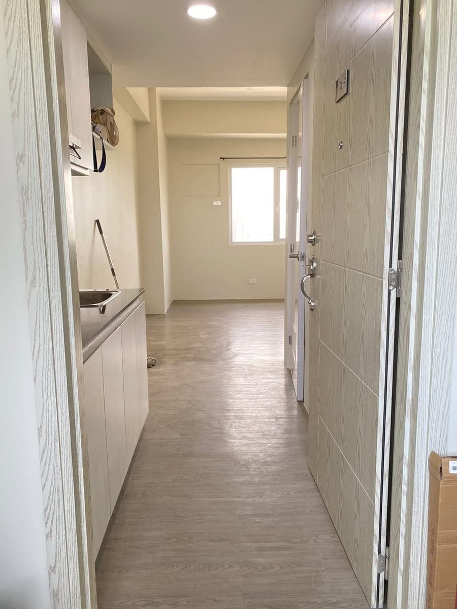 FOR RENT – Studio Unit at Hawthorne Heights Katipunan - photo 4