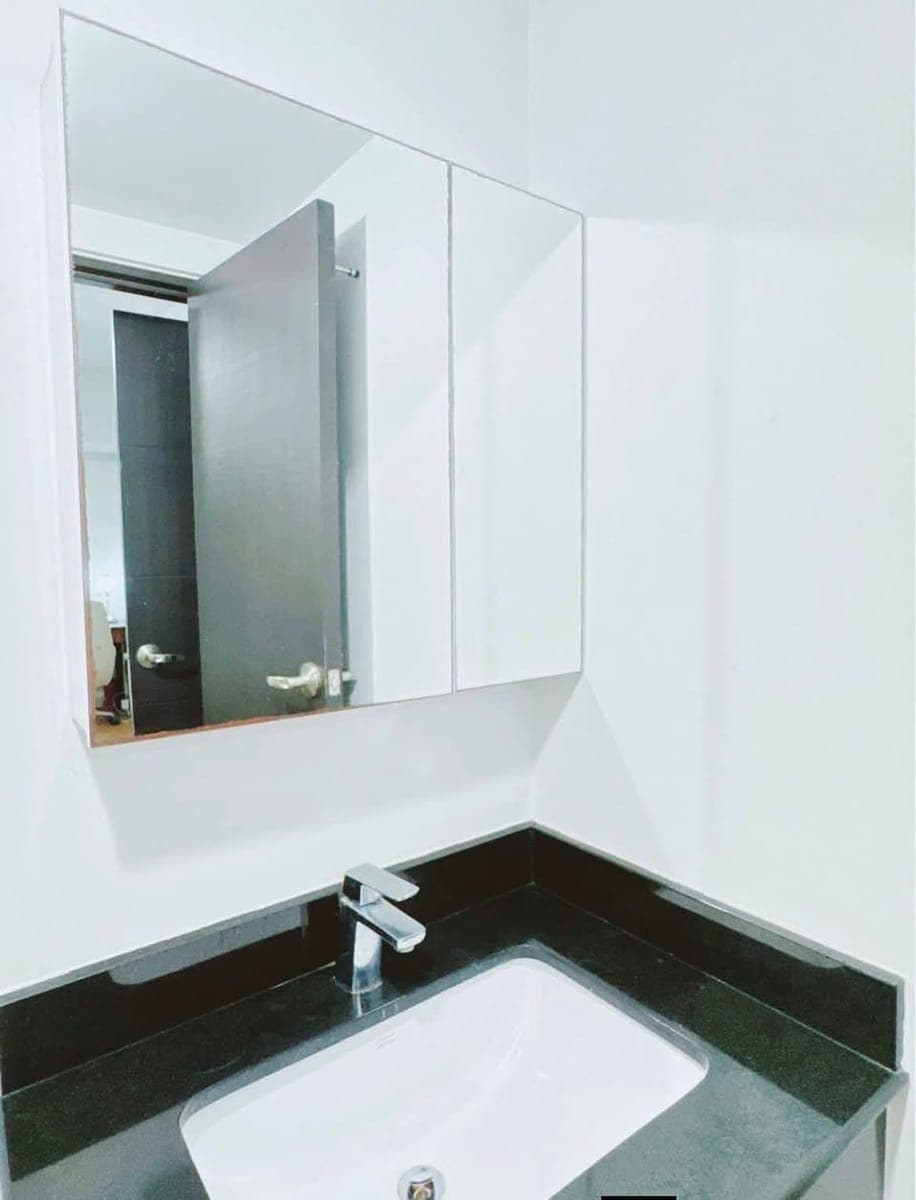 For Lease: 1 Bedroom Unit at The Meranti, Two Serendra, BGC - photo 4