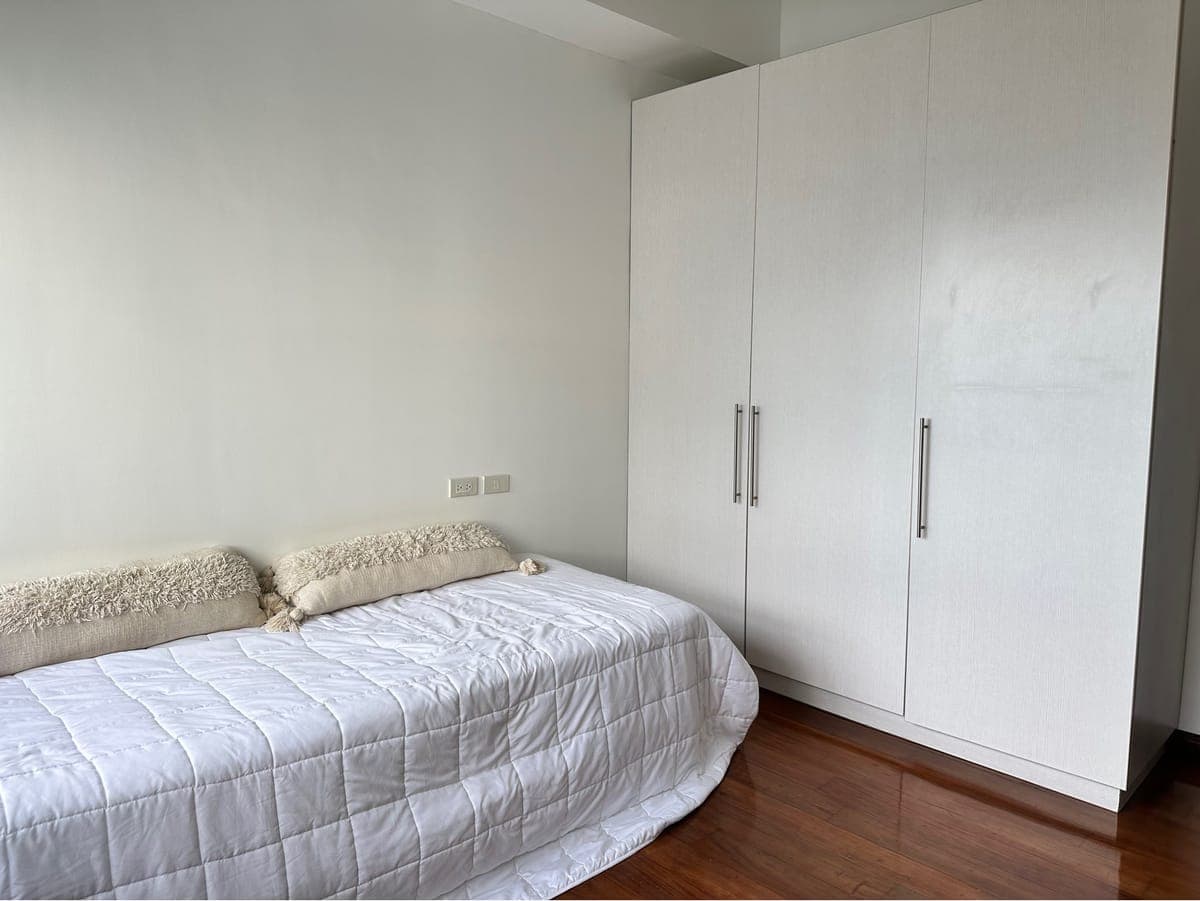 For Rent: 3BR Unit at Avalon, Cebu Business Park - photo 1