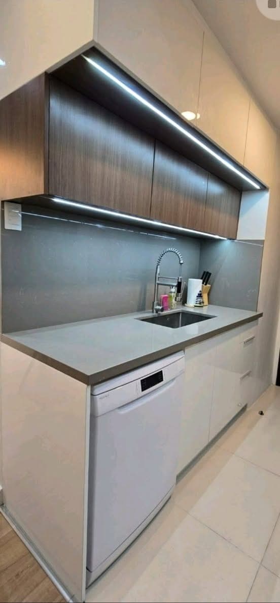 FOR LEASE – PARK TRIANGLE RESIDENCES, BGC - photo 4
