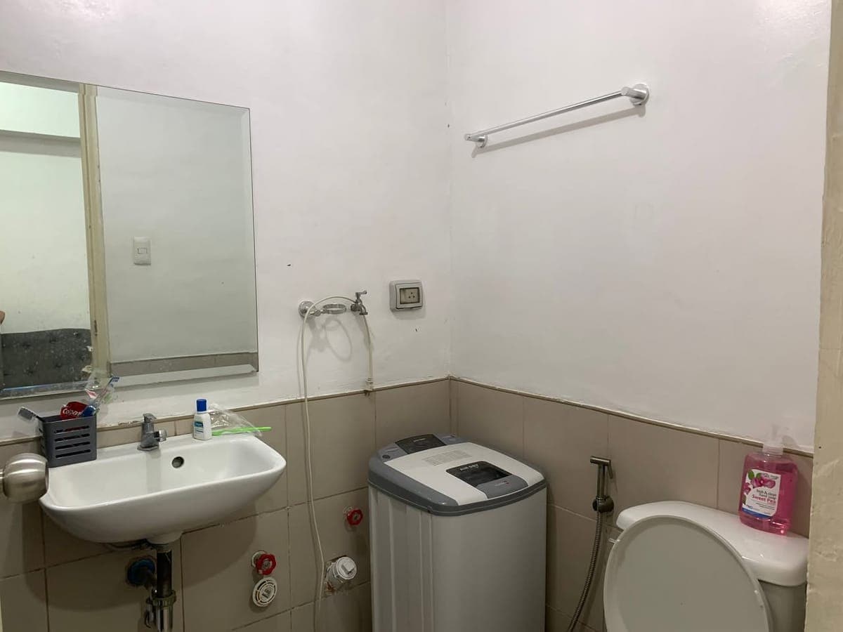 CONDO UNIT FOR RENT IN CUBAO, QUEZON CITY (32 sqm) WITH 1 PARKING SLOT (Parking rent is optional) - photo 4