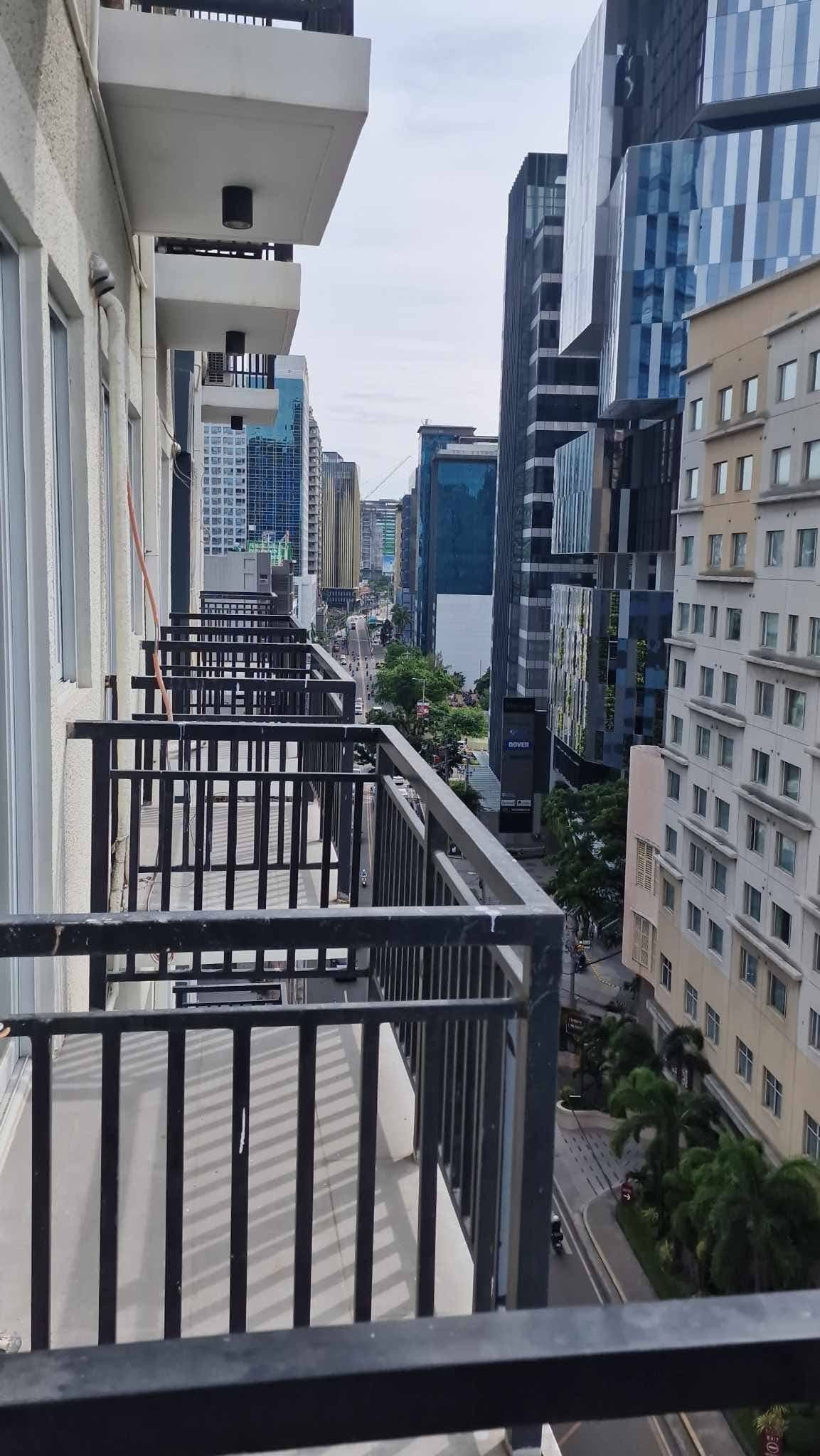 Eyes 👀 here 👉FOR RENT – Studio Unit with Balcony📍 Cityscape Grand Tower Cebu - photo 9