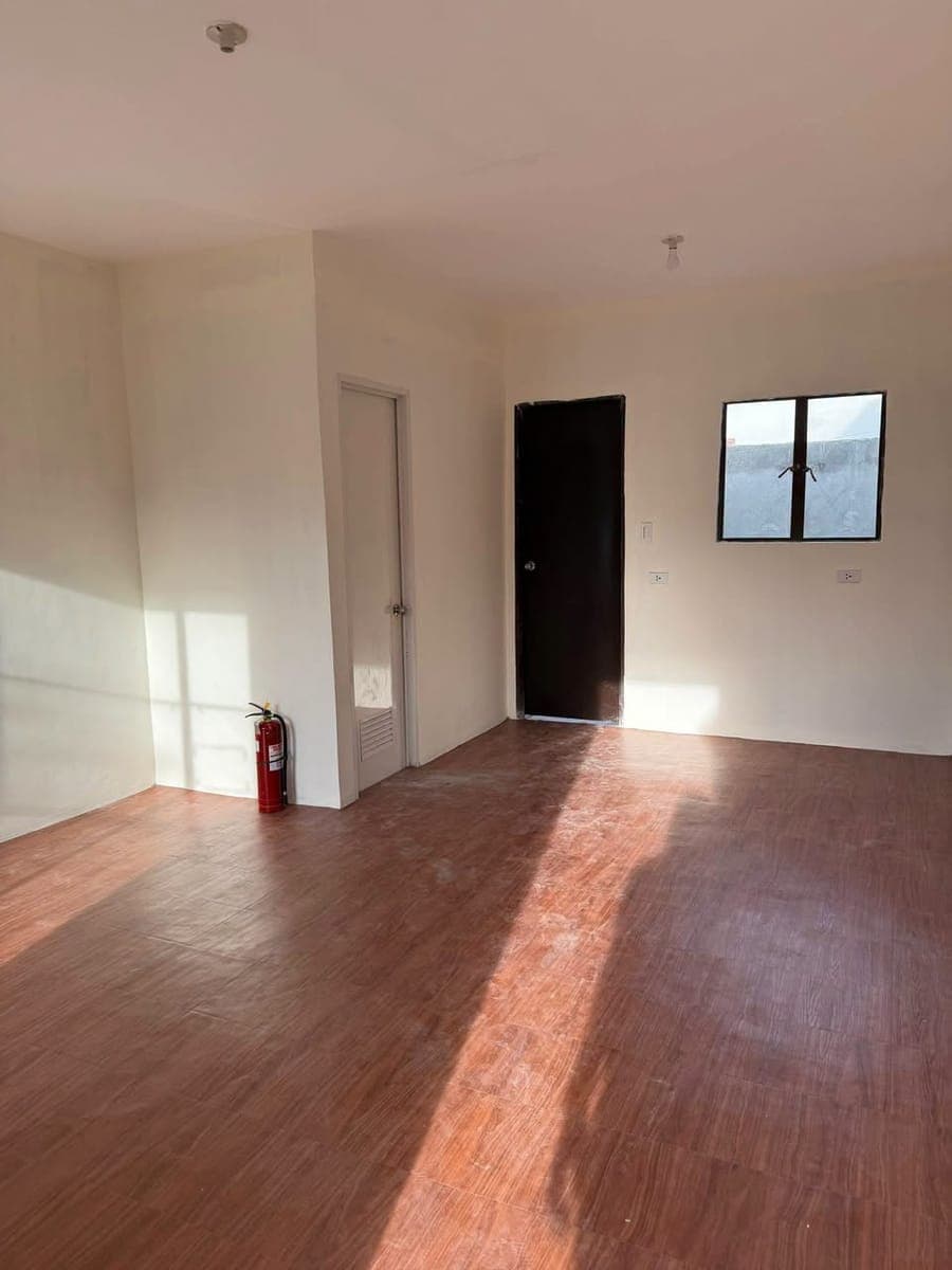 Kinsay nangitag balay? Naa koy paabangan for a small family; - photo 2