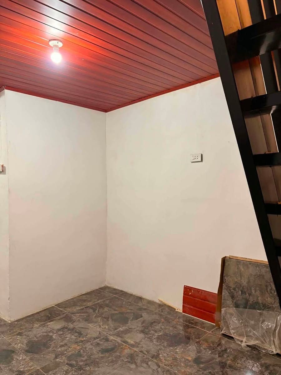 🏡 ✨ NEWLY RENOVATED HOUSE FOR RENT ✨ - photo 2