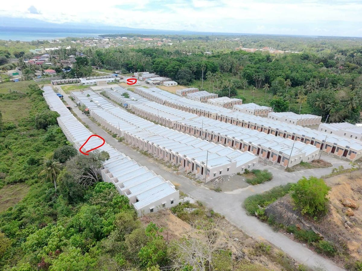 Brand New 1 bedroom and bath with parking area for rent - photo 3