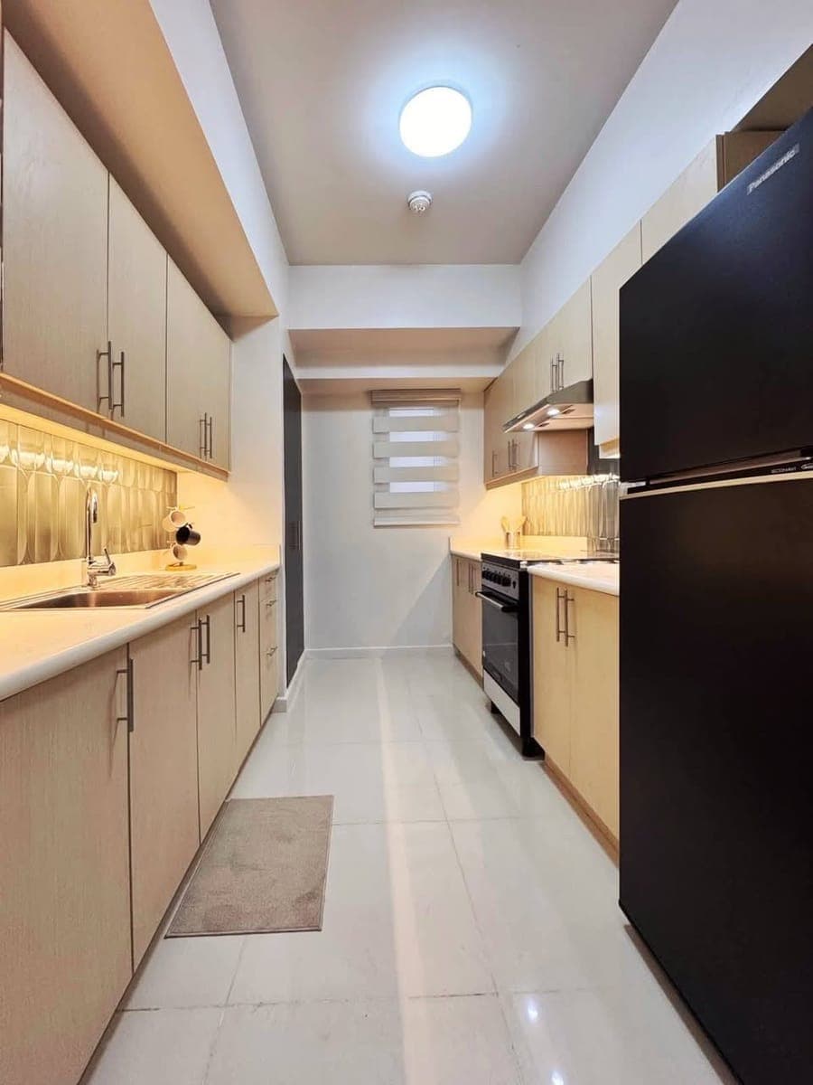 For Lease: Fully furnished 3 Bedroom Unit at Two Serendra, BGC - photo 3