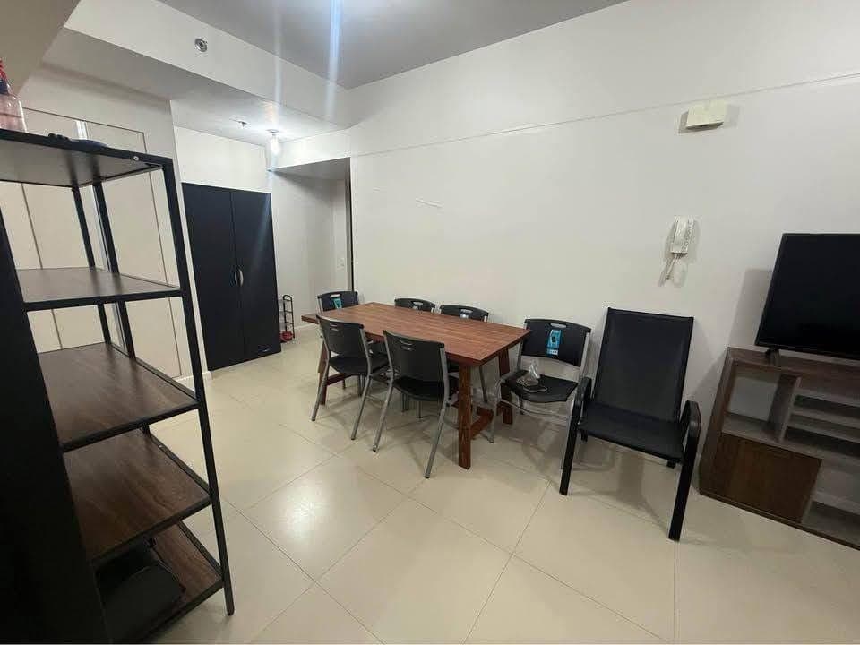 Solinea Tower 2 -1 Bedroom for Rent - photo 1
