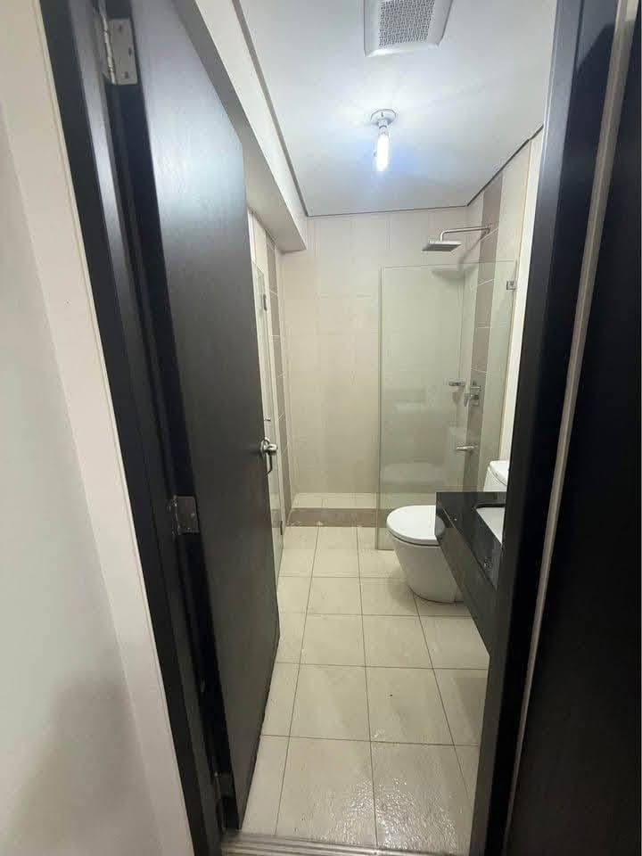 Solinea Tower 2 -1 Bedroom for Rent - photo 3