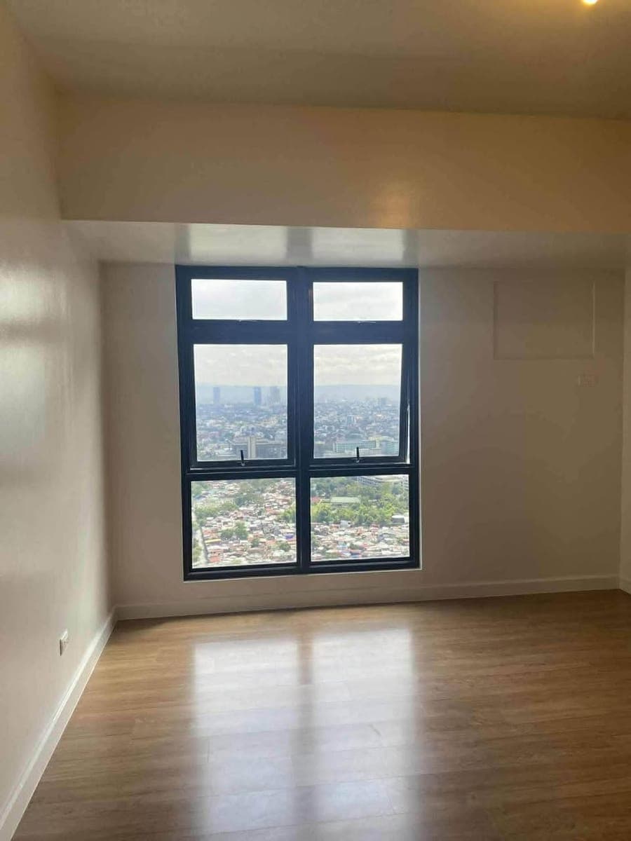 For Rent - photo 1