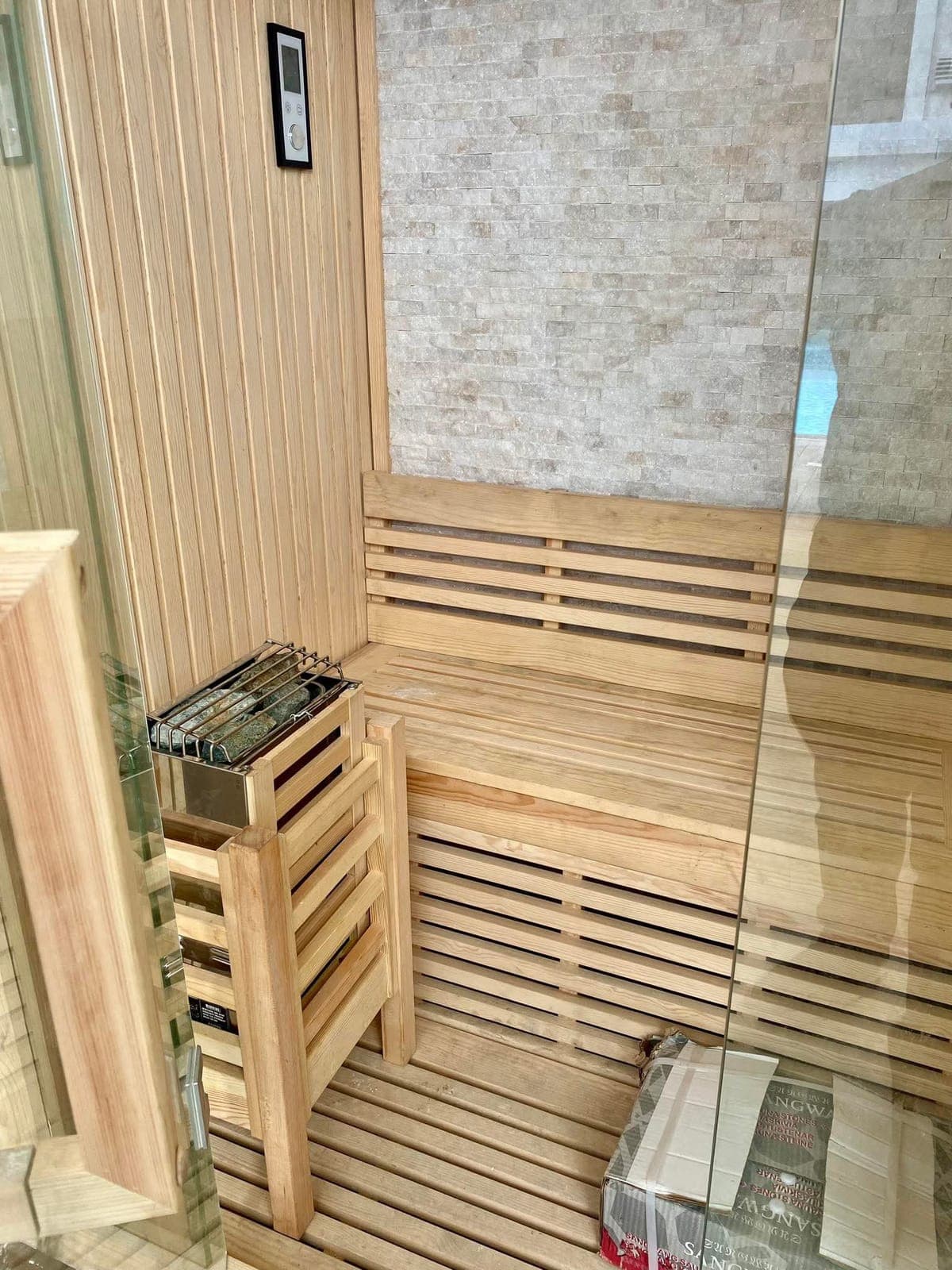 For Rent: 1-Bedroom Condo Unit - photo 3