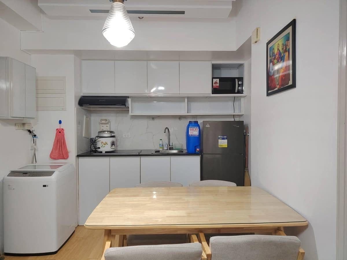 FULLY FURNISHED CONDO FOR RENT - photo 2