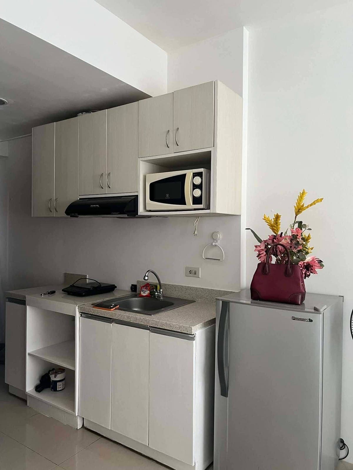 👉For Rent Horizons 101 Furnished Studio Unit walking distance to Fueste Osmena - photo 3