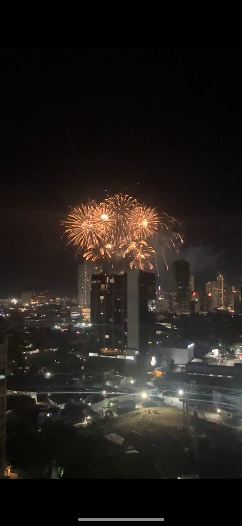 CONDO FOR RENT - photo 11