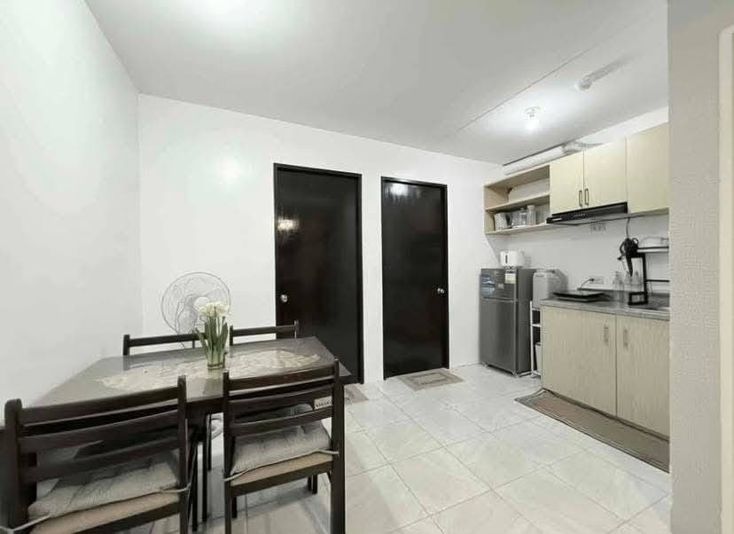 FOR RENT-2 Bedroom Condo in Urban Deca Homes Banilad, Mandaue City - photo 2