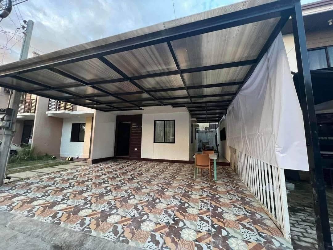 House For Rent - photo 1