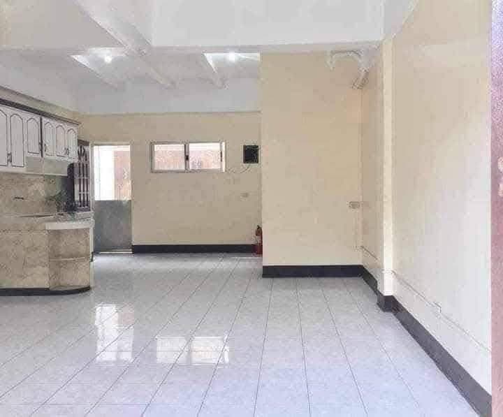 🏡  3-BEDROOM HOUSE FOR RENT - CENTRO MANDAUE - photo 2