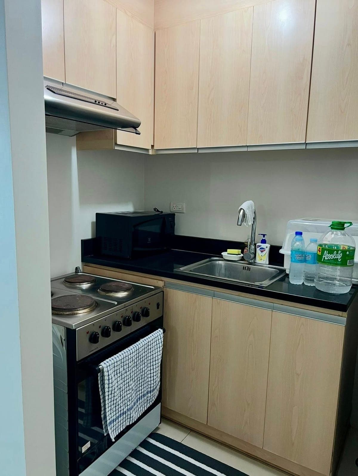 FOR RENT: 1BR Unit at Solinea Tower 1, Cebu Business Park - photo 6