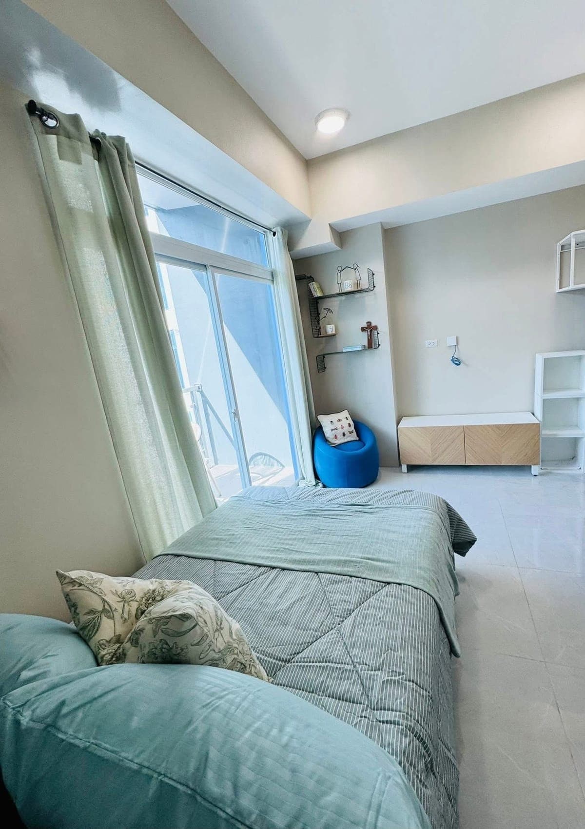 𝙁𝙊𝙍 𝙇𝙀𝘼𝙎𝙀: 𝘽𝙧𝙖𝙣𝙙 𝙉𝙚𝙬 𝙁𝙪𝙧𝙣𝙞𝙨𝙝𝙚𝙙 𝙎𝙩𝙪𝙙𝙞𝙤 𝙬𝙞𝙩𝙝 𝘽𝙖𝙡𝙘𝙤𝙣𝙮 𝙞𝙣 𝘽... - photo 9