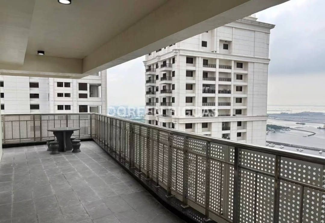 FOR RENT: 3 Bedroom with Maids Room sqm Semi-furnished Condo in Malate Manila - photo 4