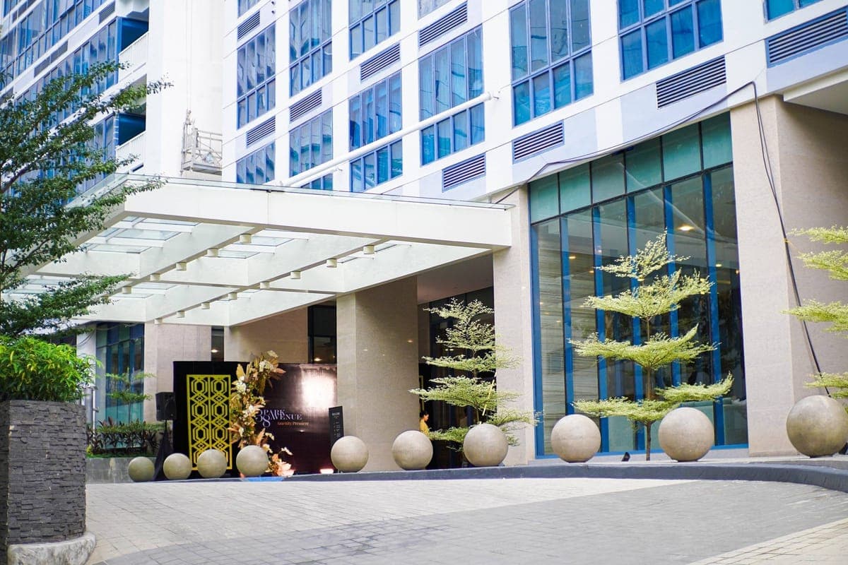 Brand New Corner 2BR with Balcony Nature View 38 Park Ave IT Park - photo 12