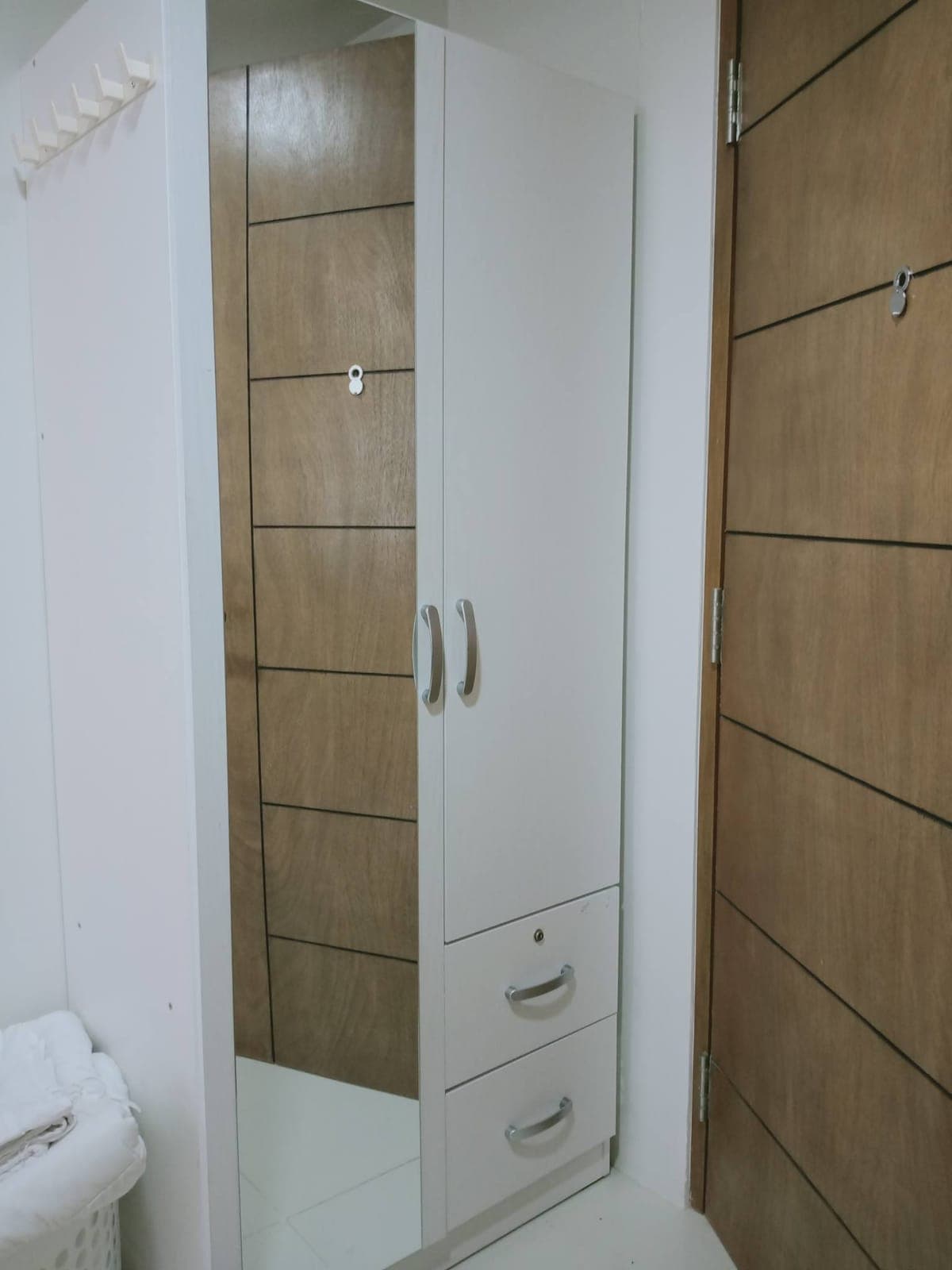 CONDO NEAR AYALA, SM CEBU, LANDERS, CEBU BUSINESS PARK, IT PARK - photo 4