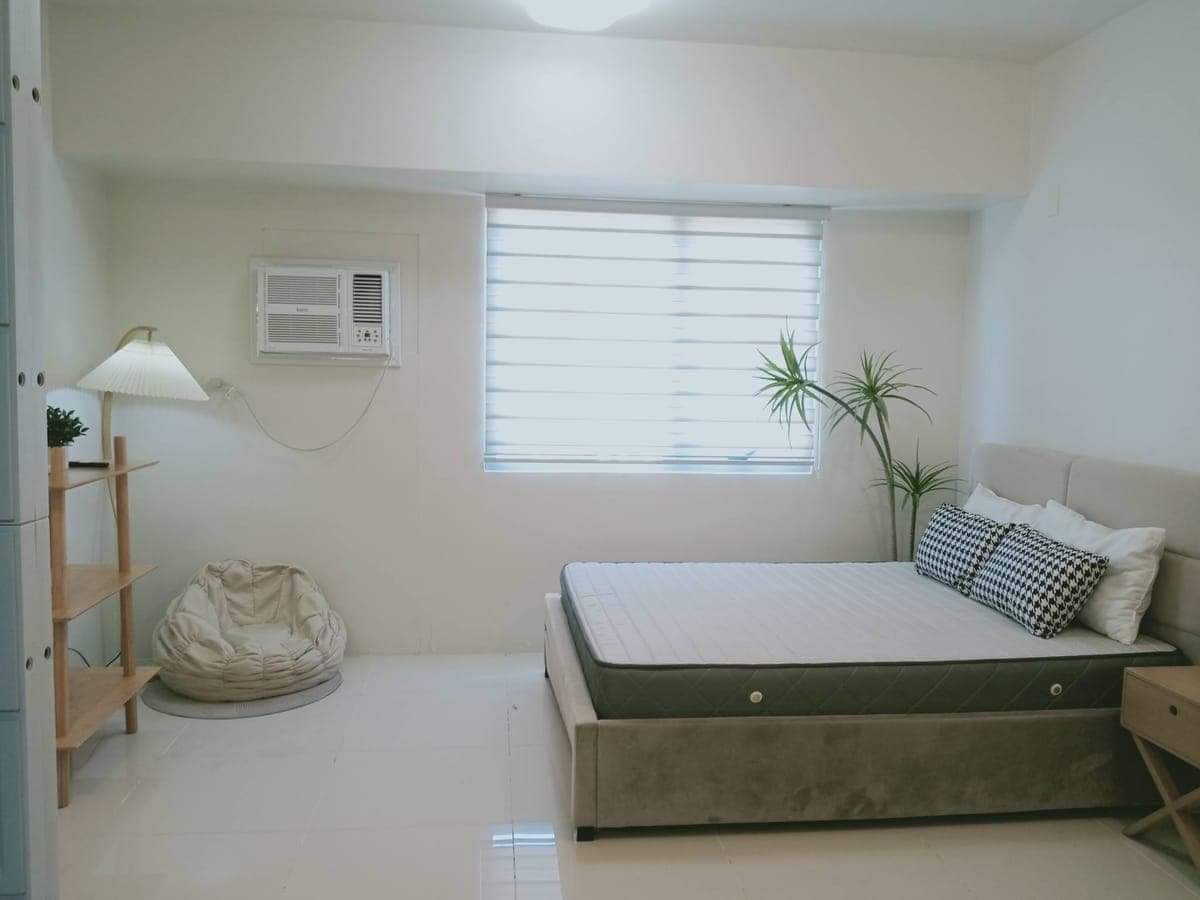CONDO NEAR AYALA, SM CEBU, LANDERS, CEBU BUSINESS PARK, IT PARK - photo 8