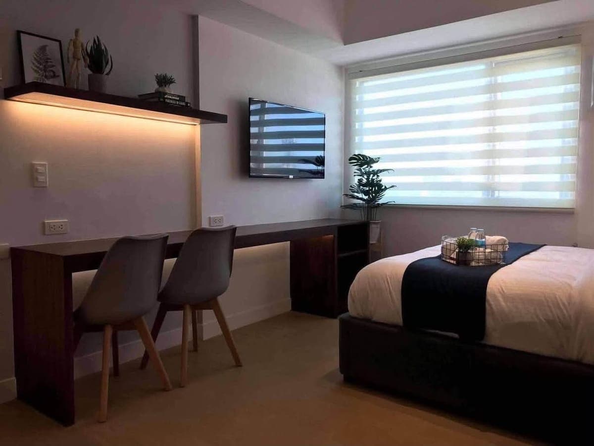 FULLY FURNISHED CONDO FOR RENT - photo 1