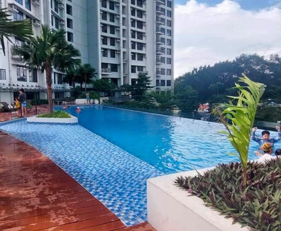 For Rent in High Park Tower QC - photo 2