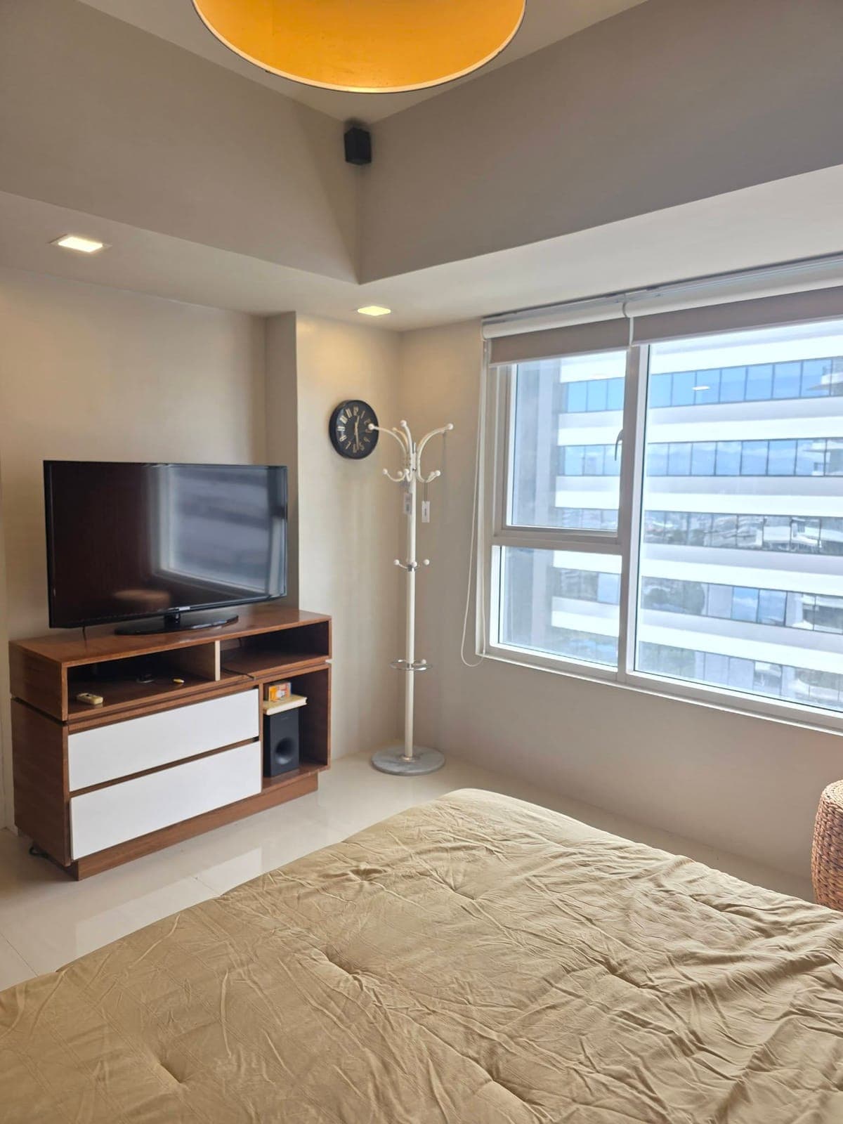 2 STUDIO UNITS NEWLY RENOVATED- CEBU IT PARK MERGED INTO 1 FOR SALE or FOR RENT!!! - photo 7