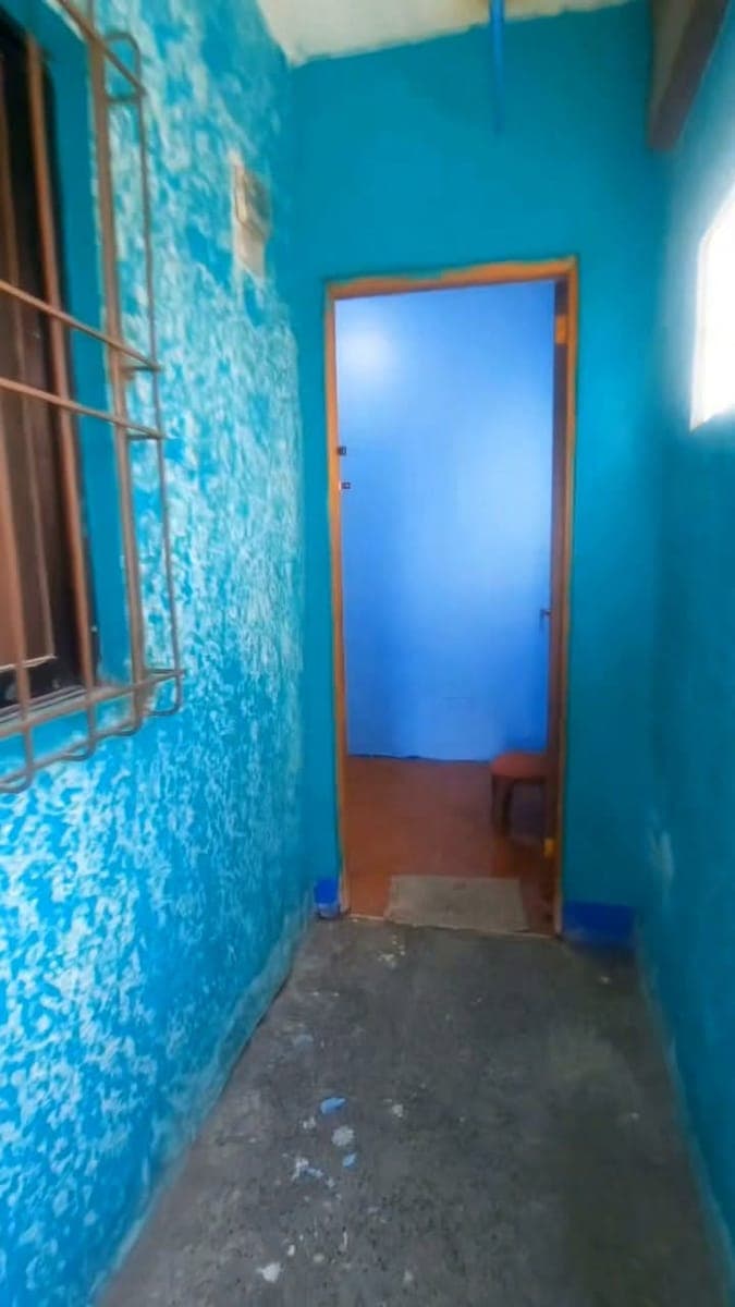 Room For Rent: - photo 2