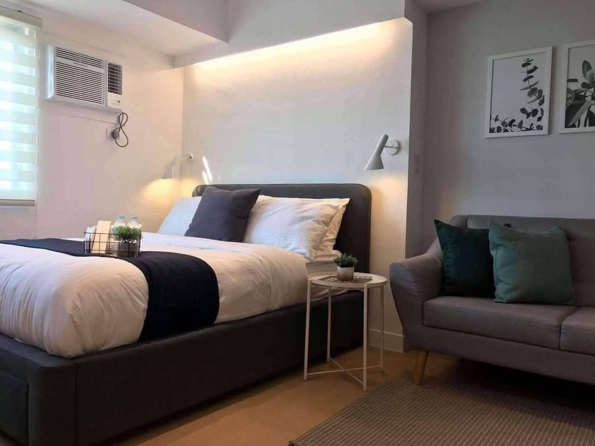 FULLY FURNISHED CONDO FOR RENT - photo 1