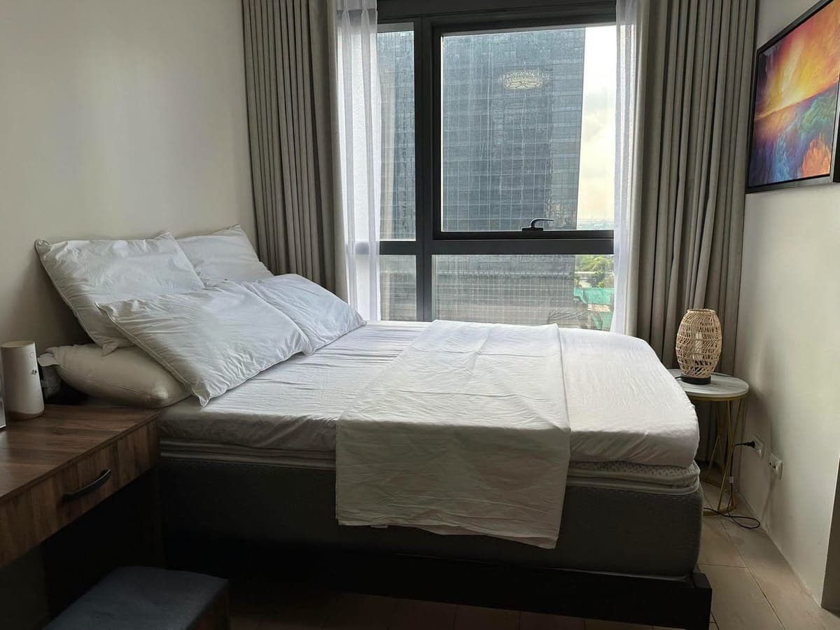 For Lease: 2BR UPTOWN RITZ, BGC - photo 4