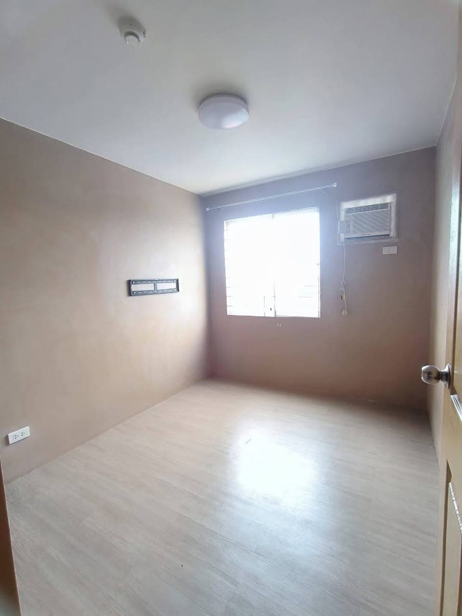 2 BR BARE CONDOMINIUM UNIT FOR RENT ✨️ | FLOOD FREE AND KIDS FRIENDLY - photo 3