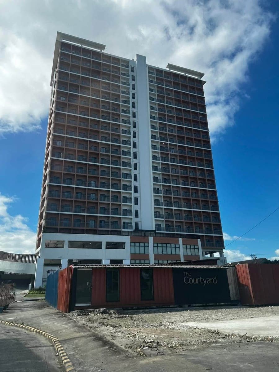 For Rent: The Courtyard, Taguig (accross Vista Mall Taguig) - photo 2