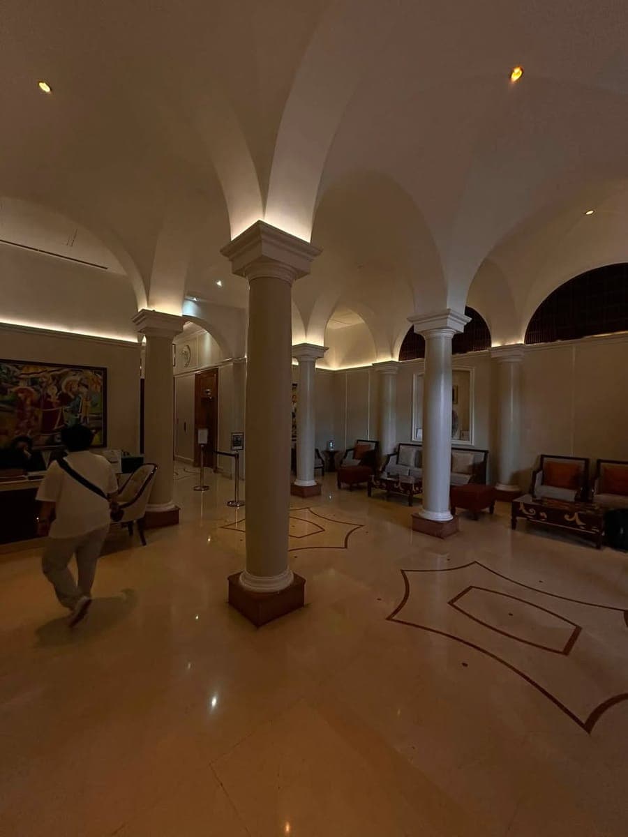 ADMIRAL BAYSUITES FOR RENT - photo 2