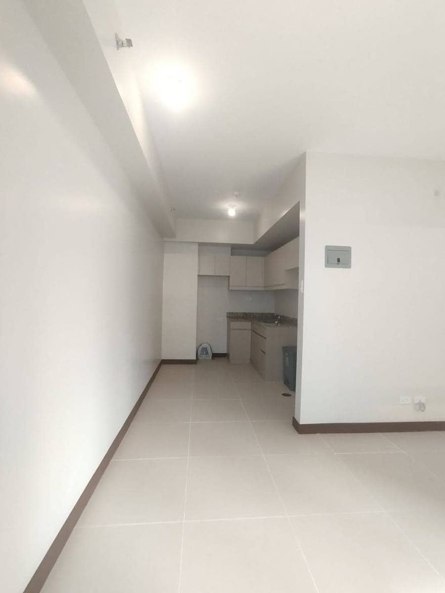 📍DMCI CONDO FOR RENT - photo 1