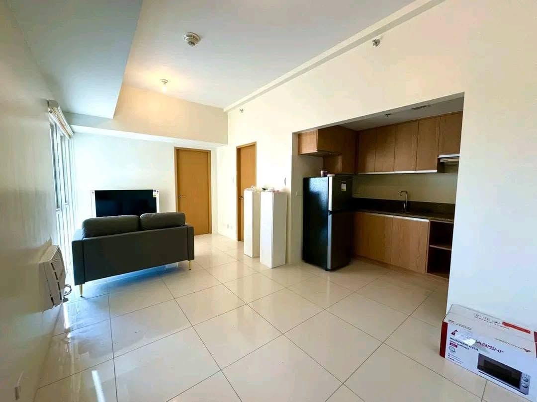 FOR LEASE: Times Square West BGC - photo 1