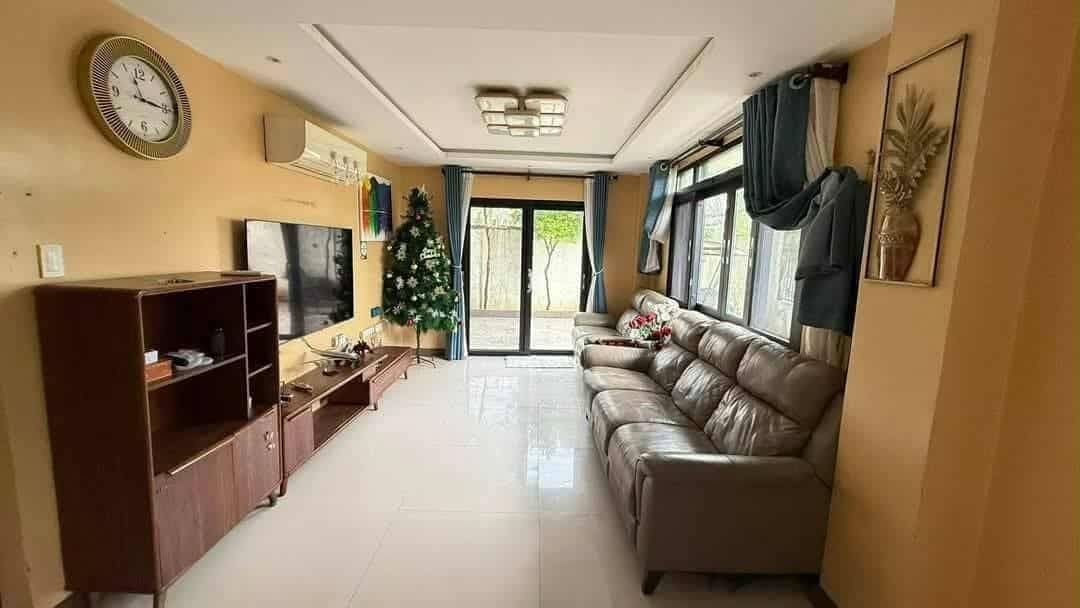 For Sale or For Rent: Elegant 7-Bedroom 2-Storey Dream Home in Graceville, Liloan Catarman - photo 3