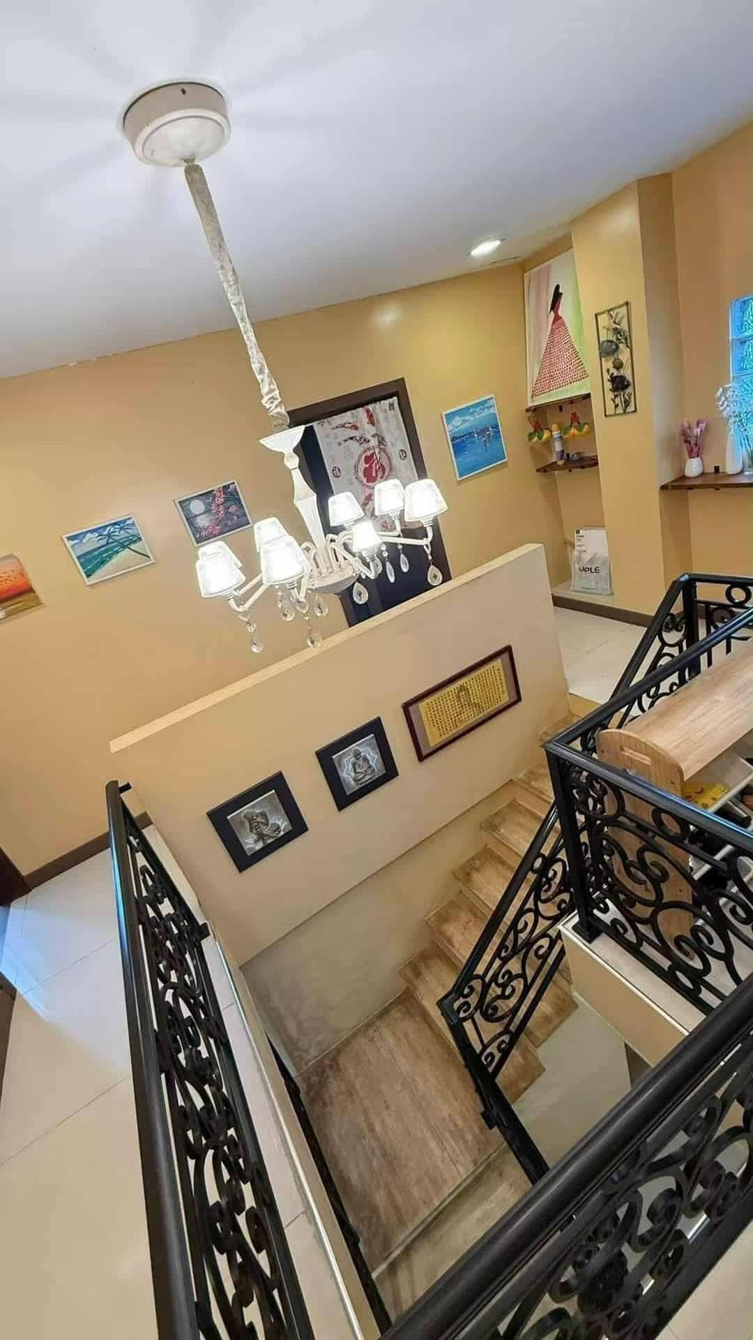 For Sale or For Rent: Elegant 7-Bedroom 2-Storey Dream Home in Graceville, Liloan Catarman - photo 6