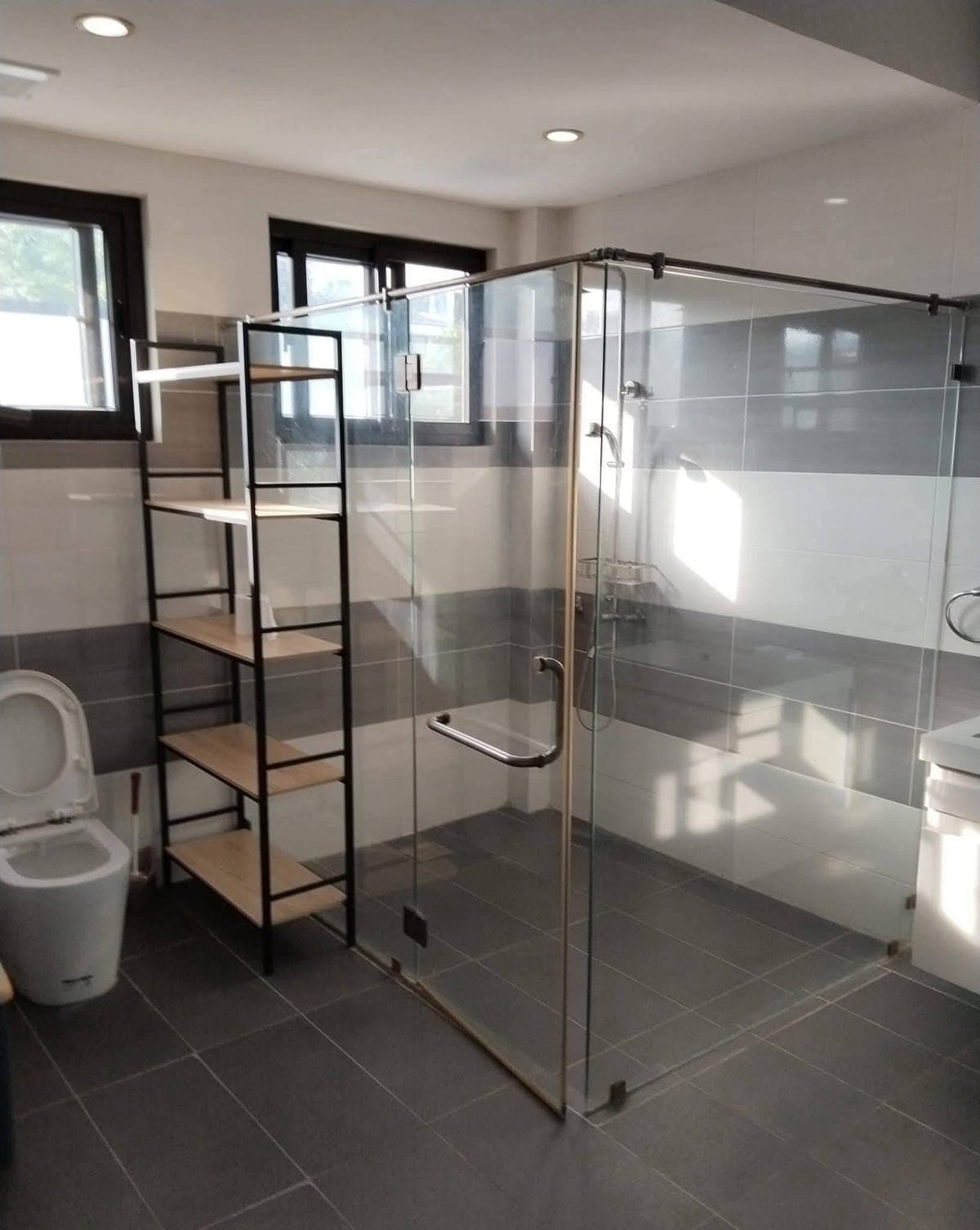 HOUSE FOR RENT MARIA LUISA WITH POOL - photo 5