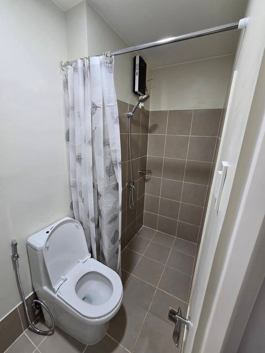 Studio Unit 21sqm - photo 4