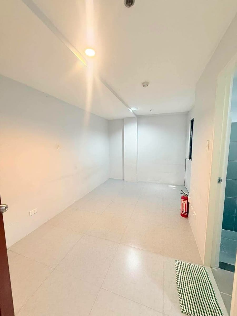 Studio Unit for Rent in Guadalupe Makati - photo 3