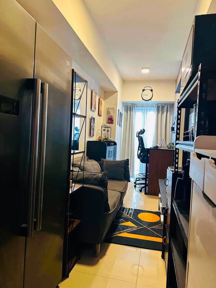 25k‼️ 25k‼️ 25k only inclusive Condo Dues - photo 3